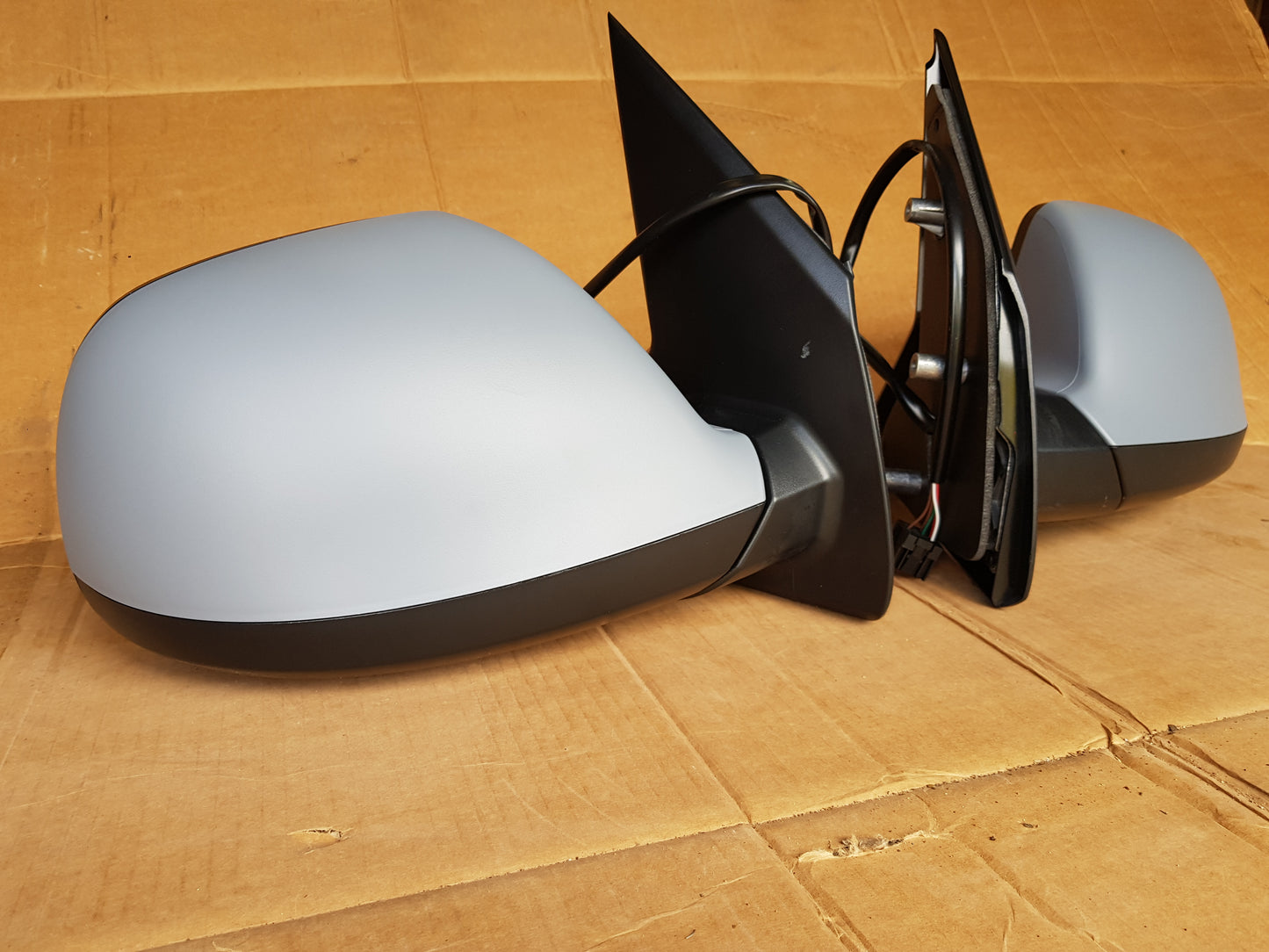 VW T6 T6.1 Transporter Caravelle Front Cab Side Door Wing Mirror Electric adjust heated glass with Primed cover RIGHT SIDE