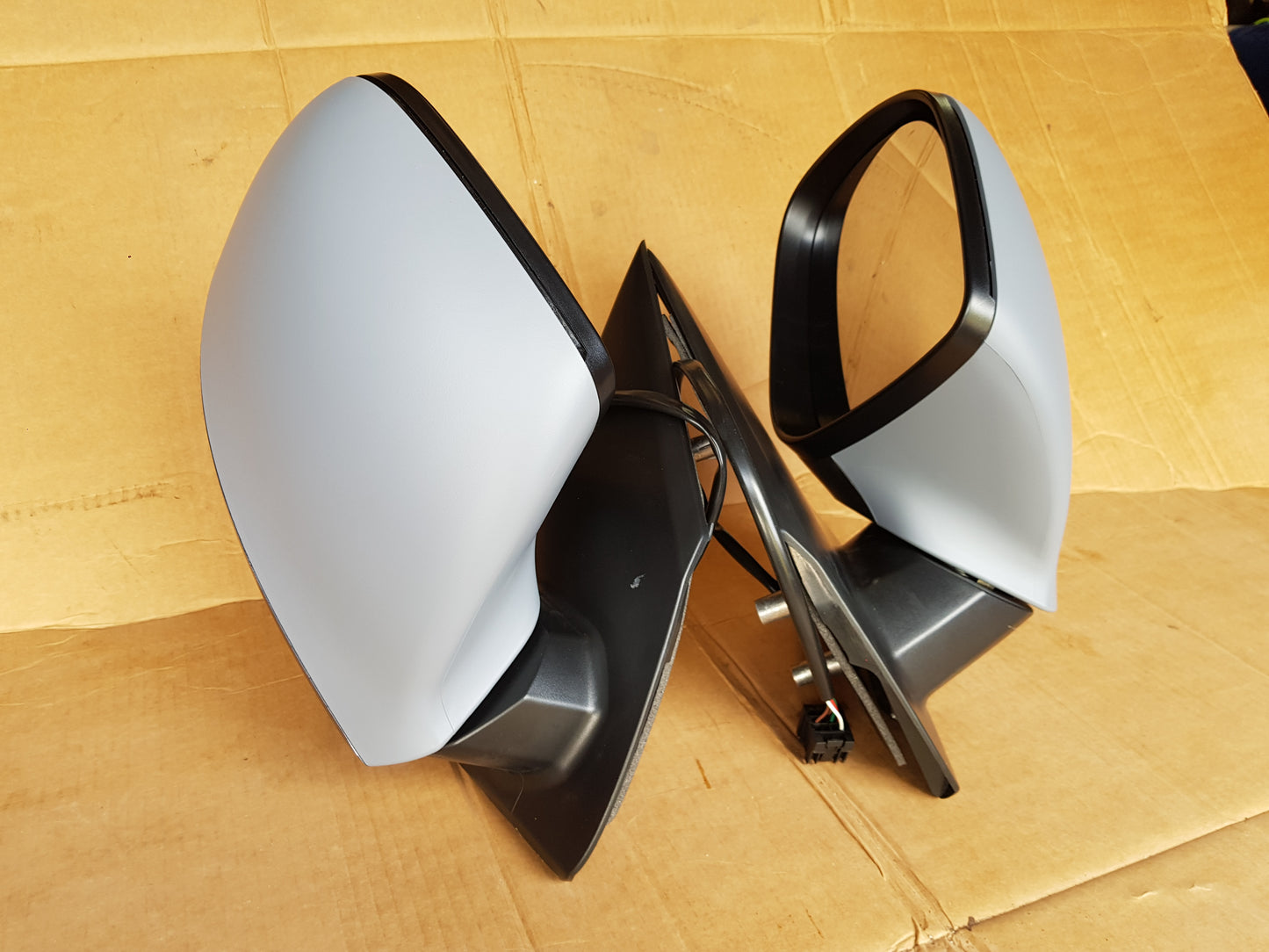 VW T6 T6.1 Transporter Caravelle Front Cab Side Door Wing Mirror Electric adjust heated glass with Primed cover LEFT SIDE