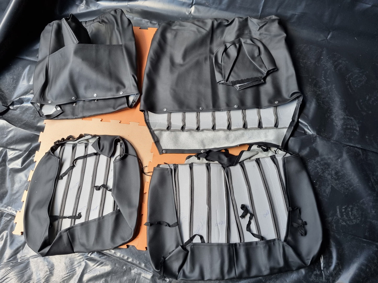 VW Splitscreen Bus Camper Van easy fit front seat cover set