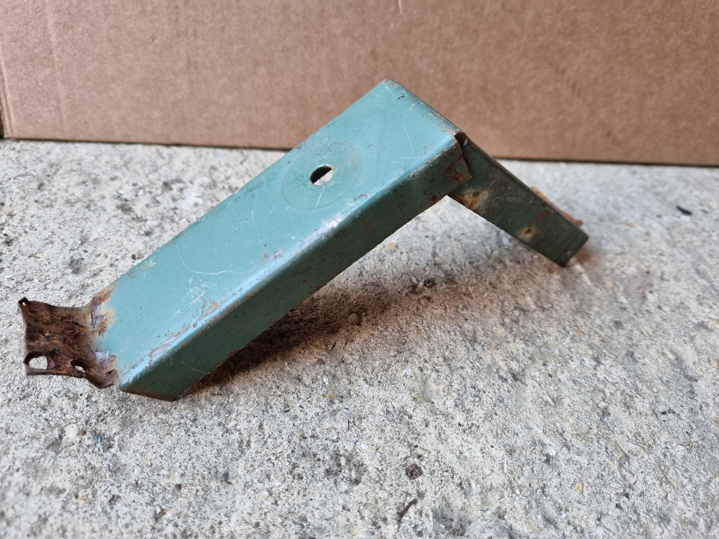 Original Paint Walkthrough bulkhead brace Seat support bracket VW Splitscreen T1