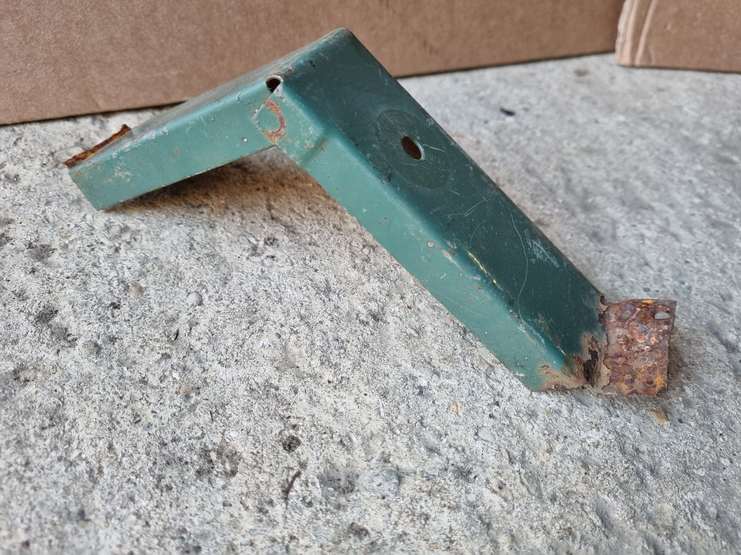 Original Paint Walkthrough bulkhead brace Seat support bracket VW Splitscreen T1