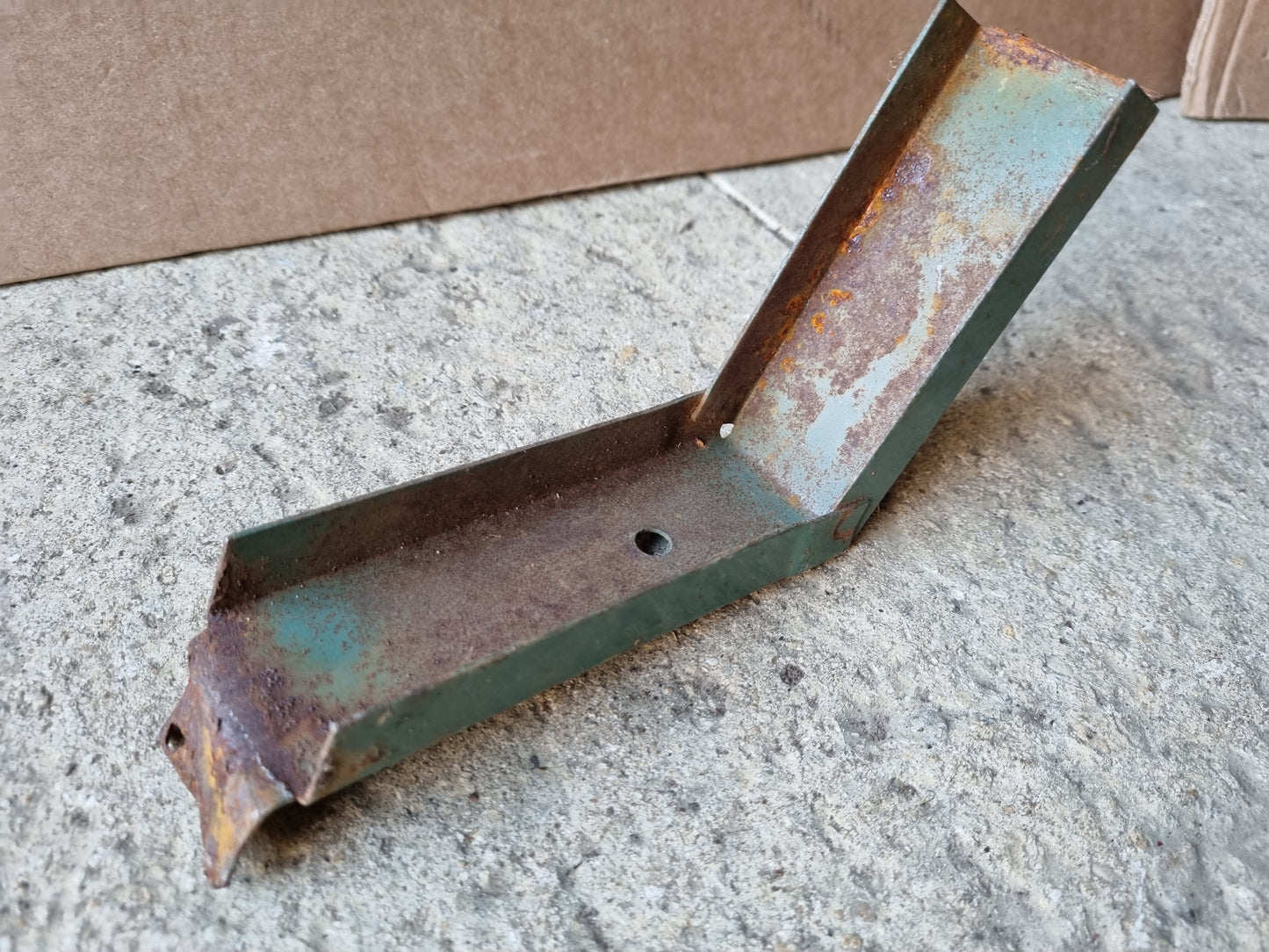 Original Paint Walkthrough bulkhead brace Seat support bracket VW Splitscreen T1