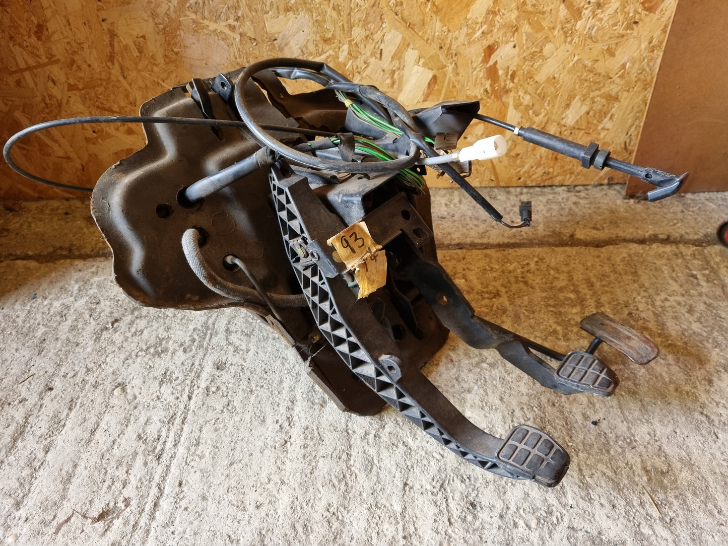 1993 Early VW T4 TRANSPORTER ACCELERATOR THROTTLE CLUTCH BRAKE PEDAL BOX Complete