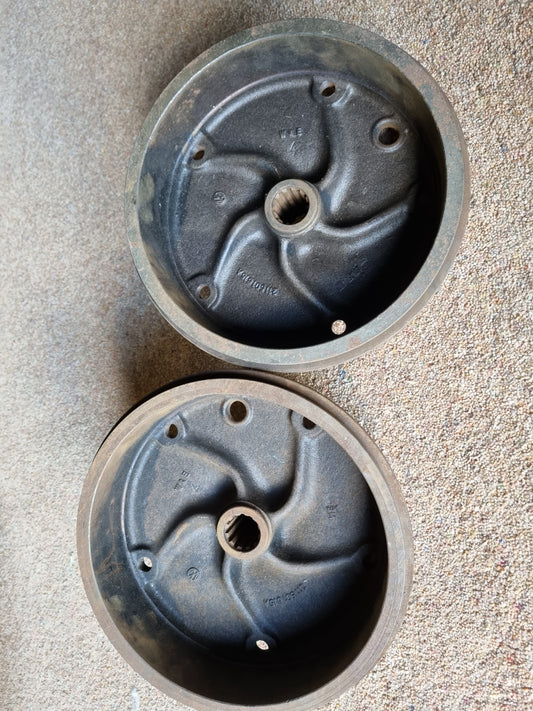 Genuine VW NOS Type 2 T1 Splitscreen Rear Brake drum pair wide 5x205 Trekker 181
