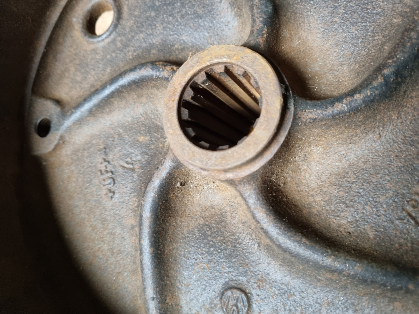 Genuine VW NOS Type 2 T1 Early Split Bus Rear Brake drum wide 5x205 Trekker 181