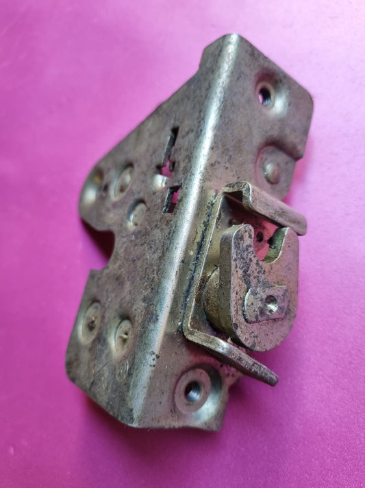 NOS VW 211 837 015 F Door lock latch left VW Type 2 T1 bus van rare 67 Only part