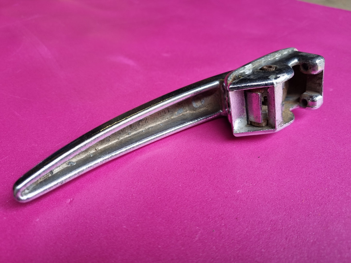 Huf VW Splitscreen bus and Beetle non locking door handle 113 837 206 A (2)