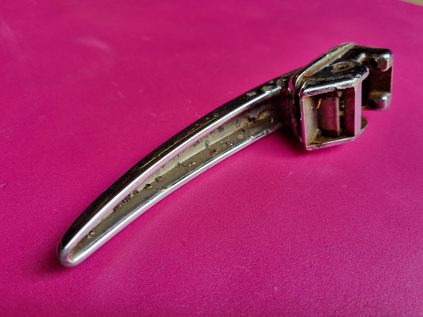Huf VW Splitscreen bus and Beetle non locking door handle 113 837 206 A (3)