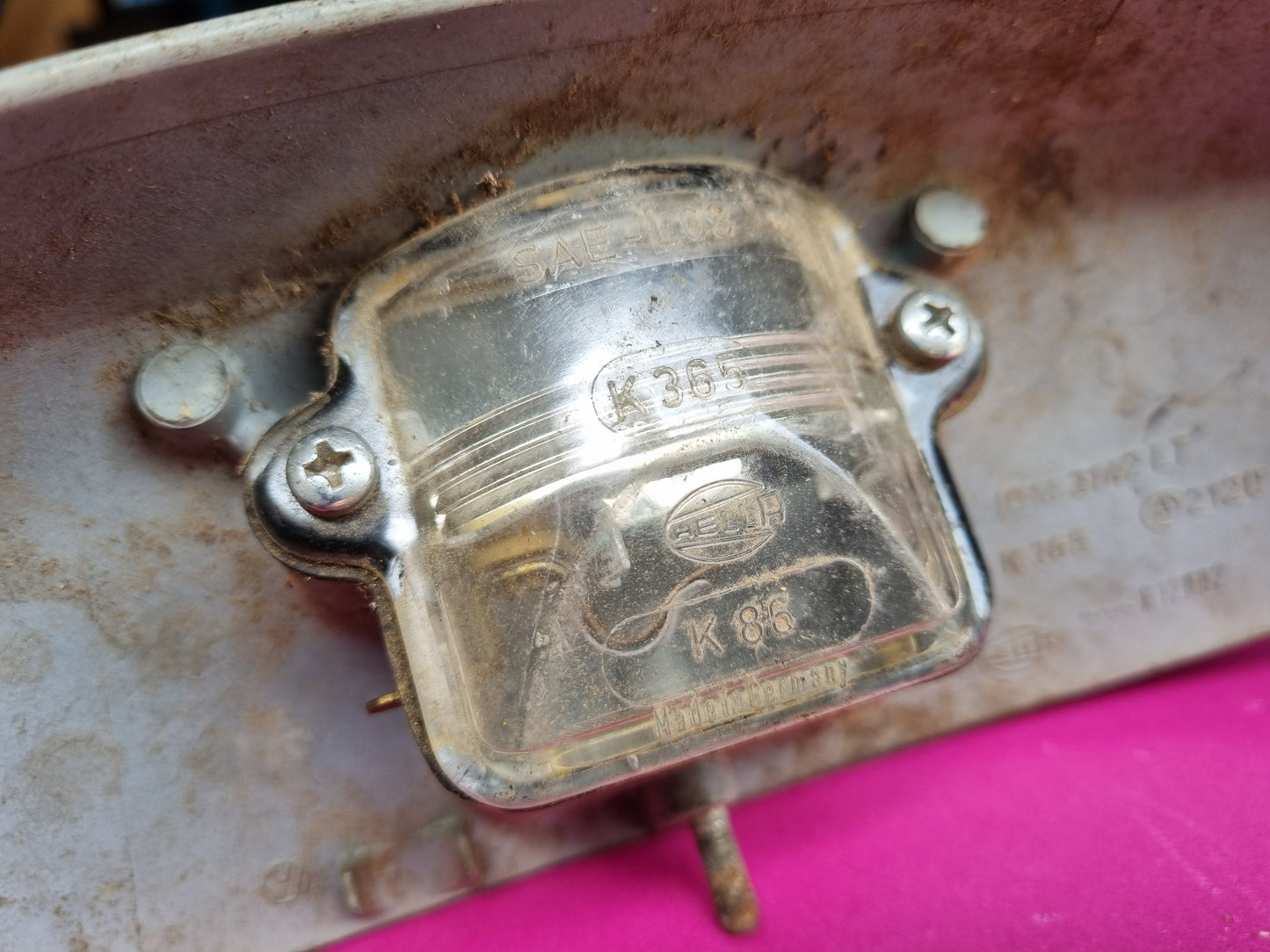 NOS Hella 1963 - 1967 Type 1 Beetle Number plate Light