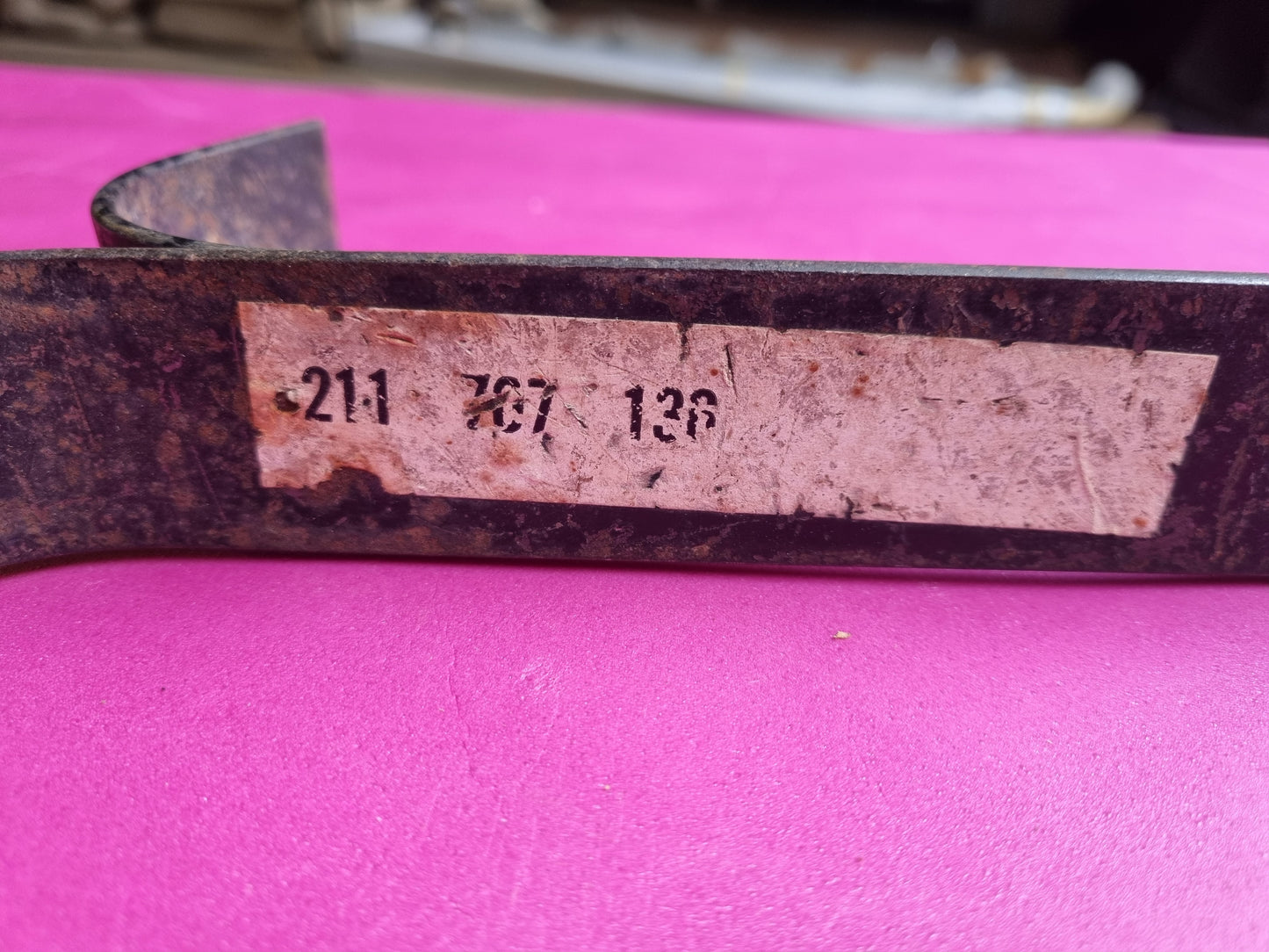 NOS VW Type 2 Splitscreen Bus Bulli Barndoor Bumper mount hanger bracket