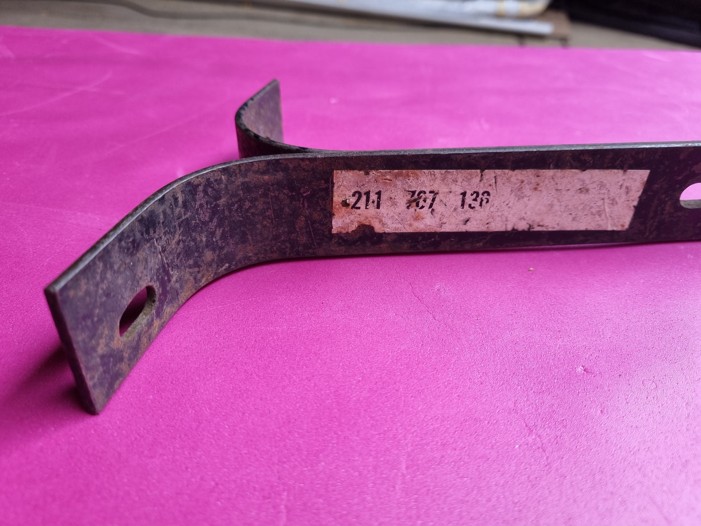 NOS VW Type 2 Splitscreen Bus Bulli Barndoor Bumper mount hanger bracket