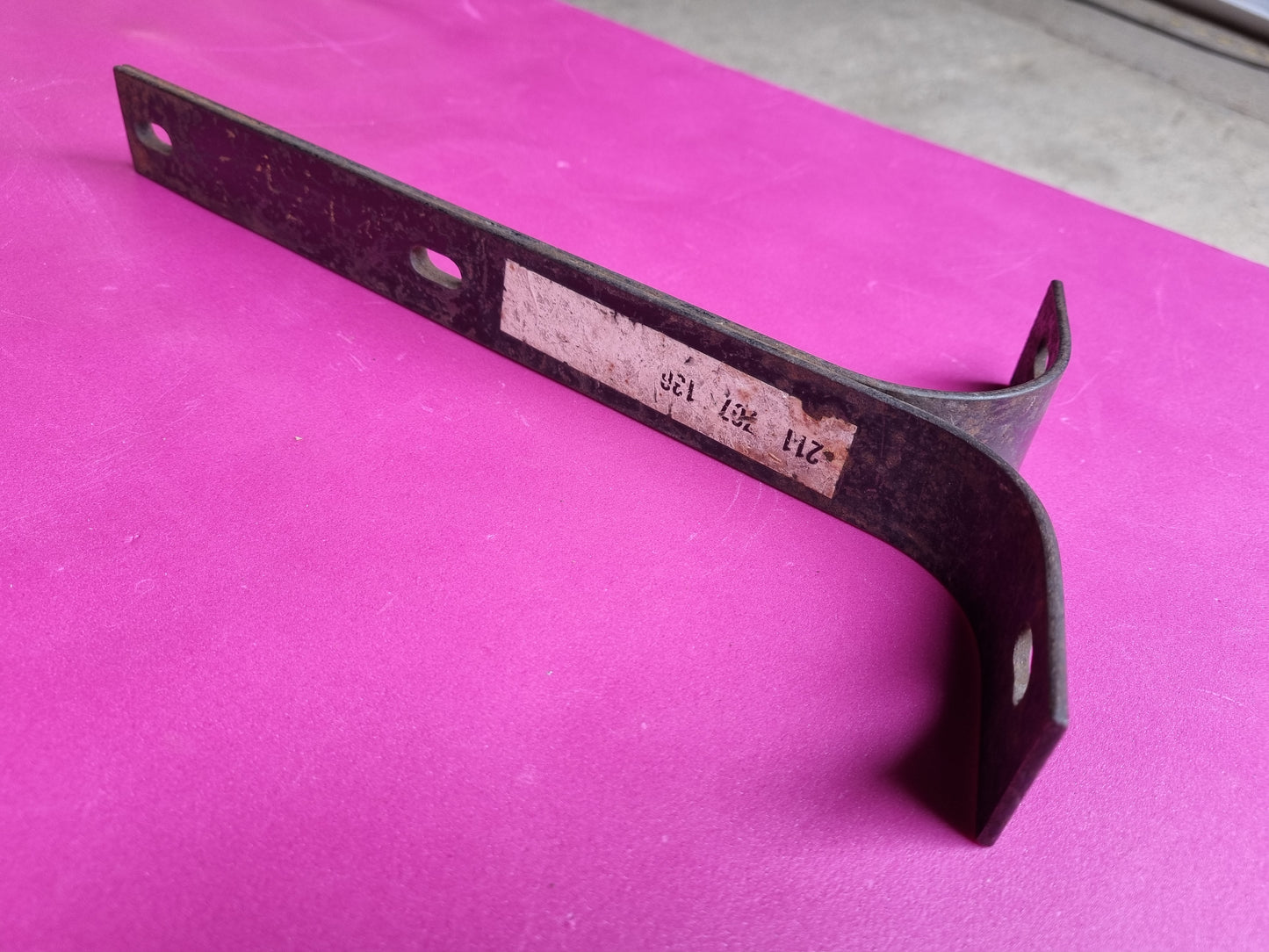 NOS VW Type 2 Splitscreen Bus Bulli Barndoor Bumper mount hanger bracket