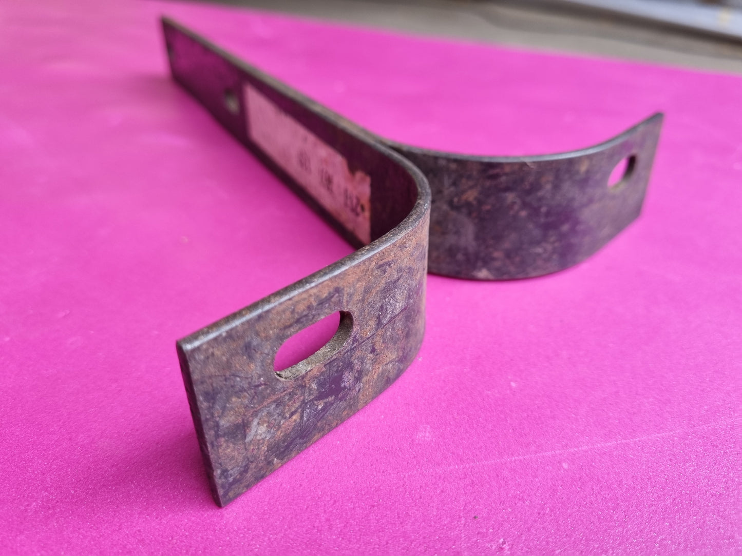 NOS VW Type 2 Splitscreen Bus Bulli Barndoor Bumper mount hanger bracket