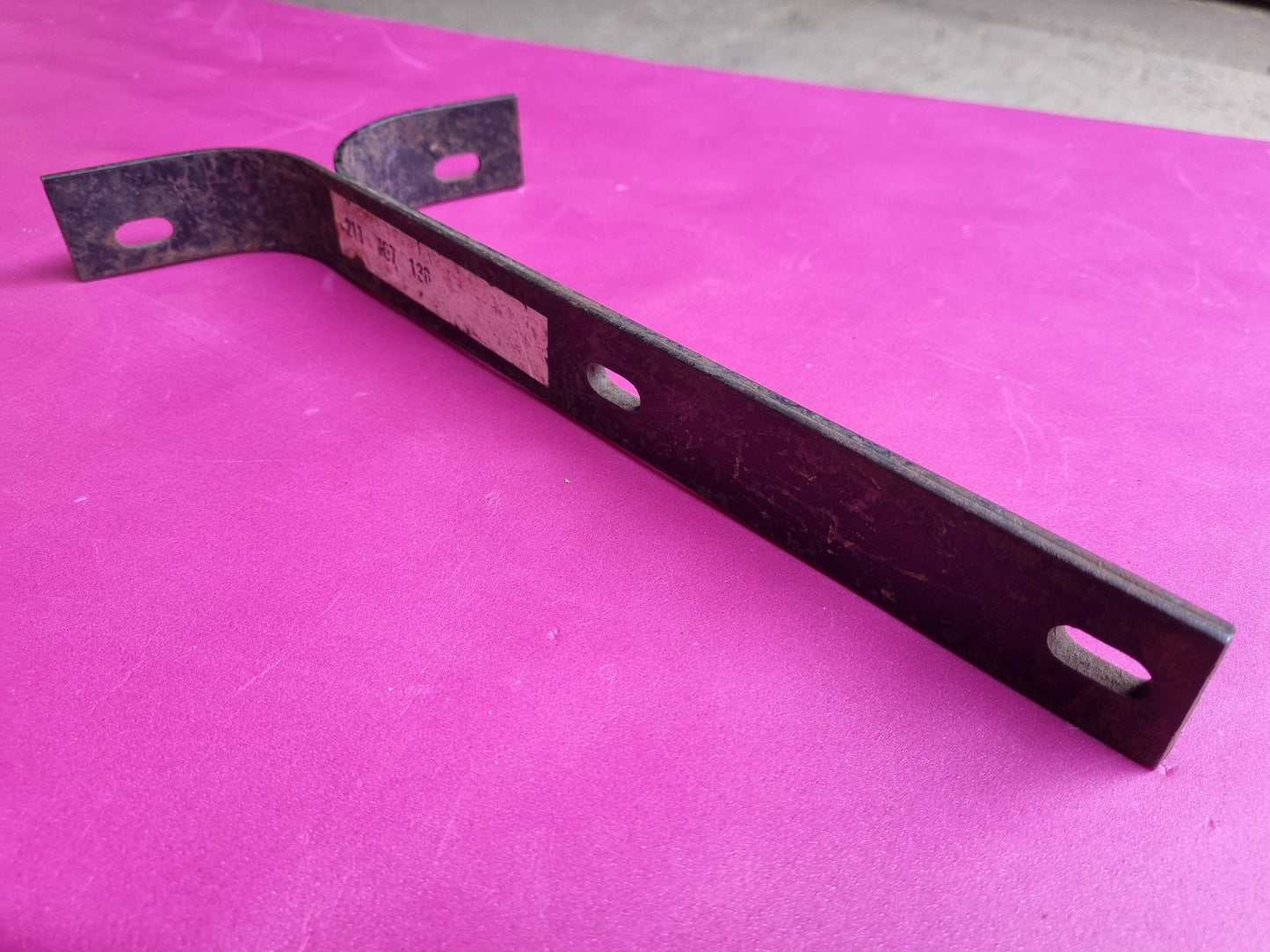 NOS VW Type 2 Splitscreen Bus Bulli Barndoor Bumper mount hanger bracket