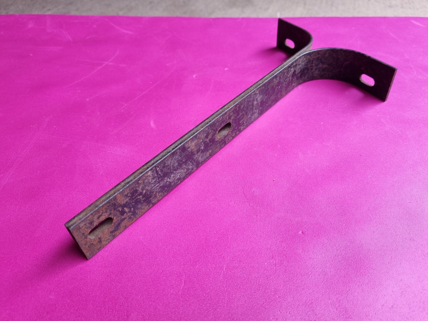 NOS VW Type 2 Splitscreen Bus Bulli Barndoor Bumper mount hanger bracket