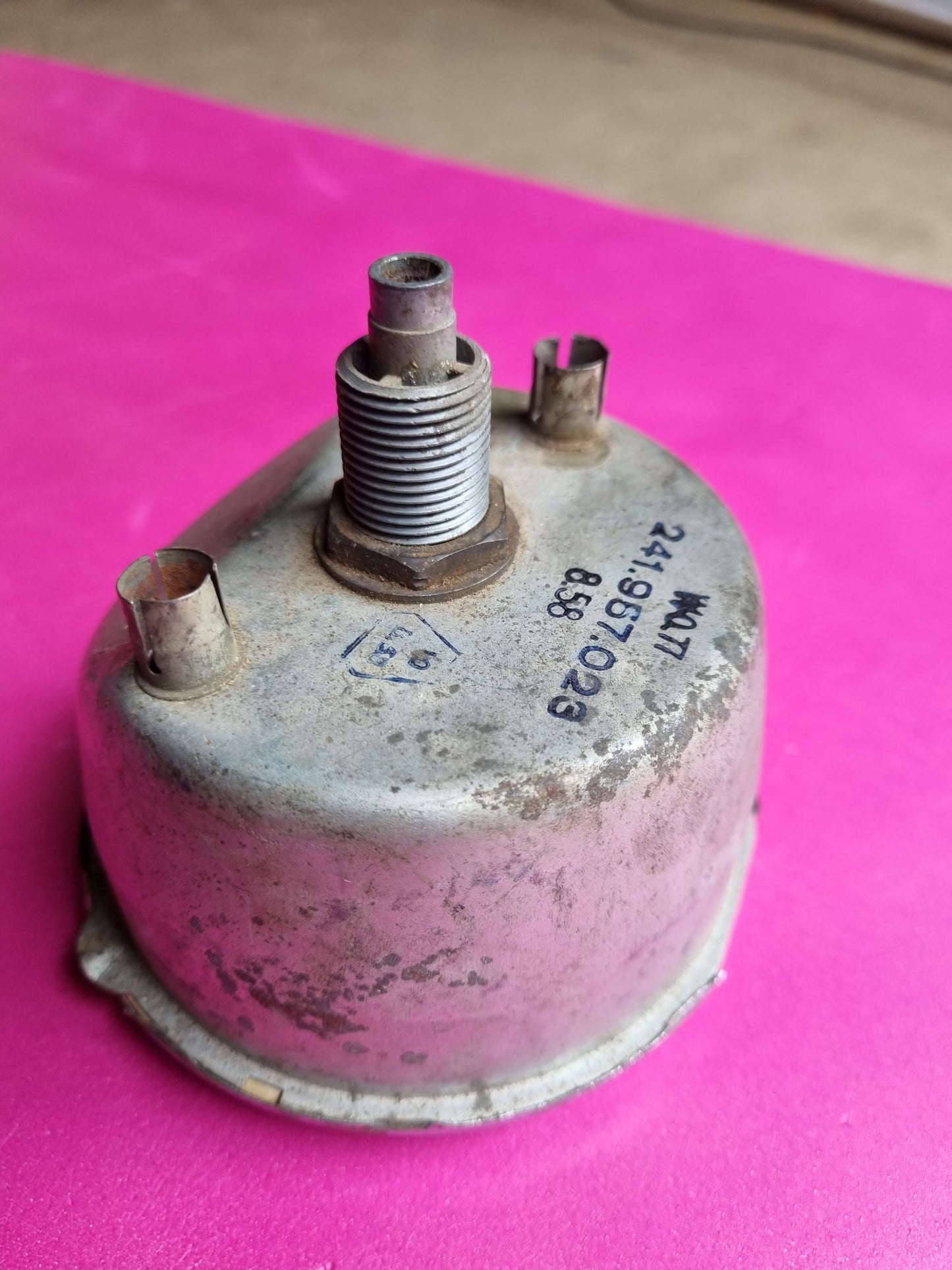 NOS VW Type 2 Splitscreen Bus Bulli Barndoor Deluxe VDO MPH speedometer speedo 2