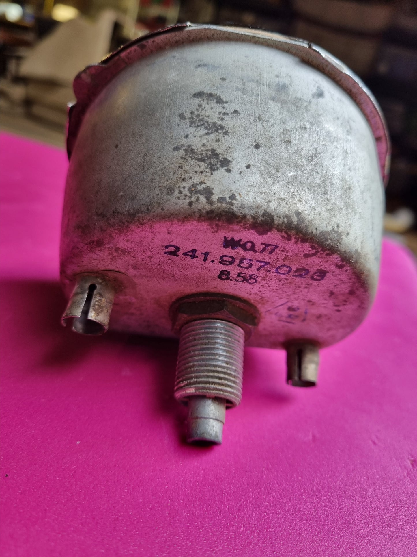 NOS VW Type 2 Splitscreen Bus Bulli Barndoor Deluxe VDO MPH speedometer speedo 2