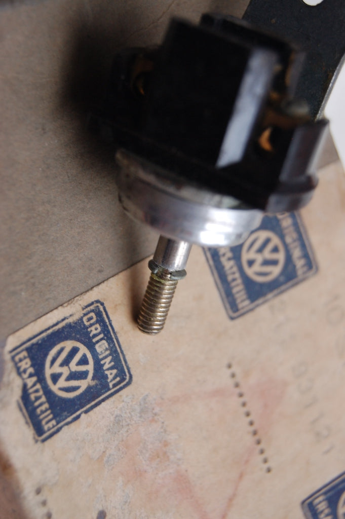 NOS VW bus screw terminal windshield wiper switch