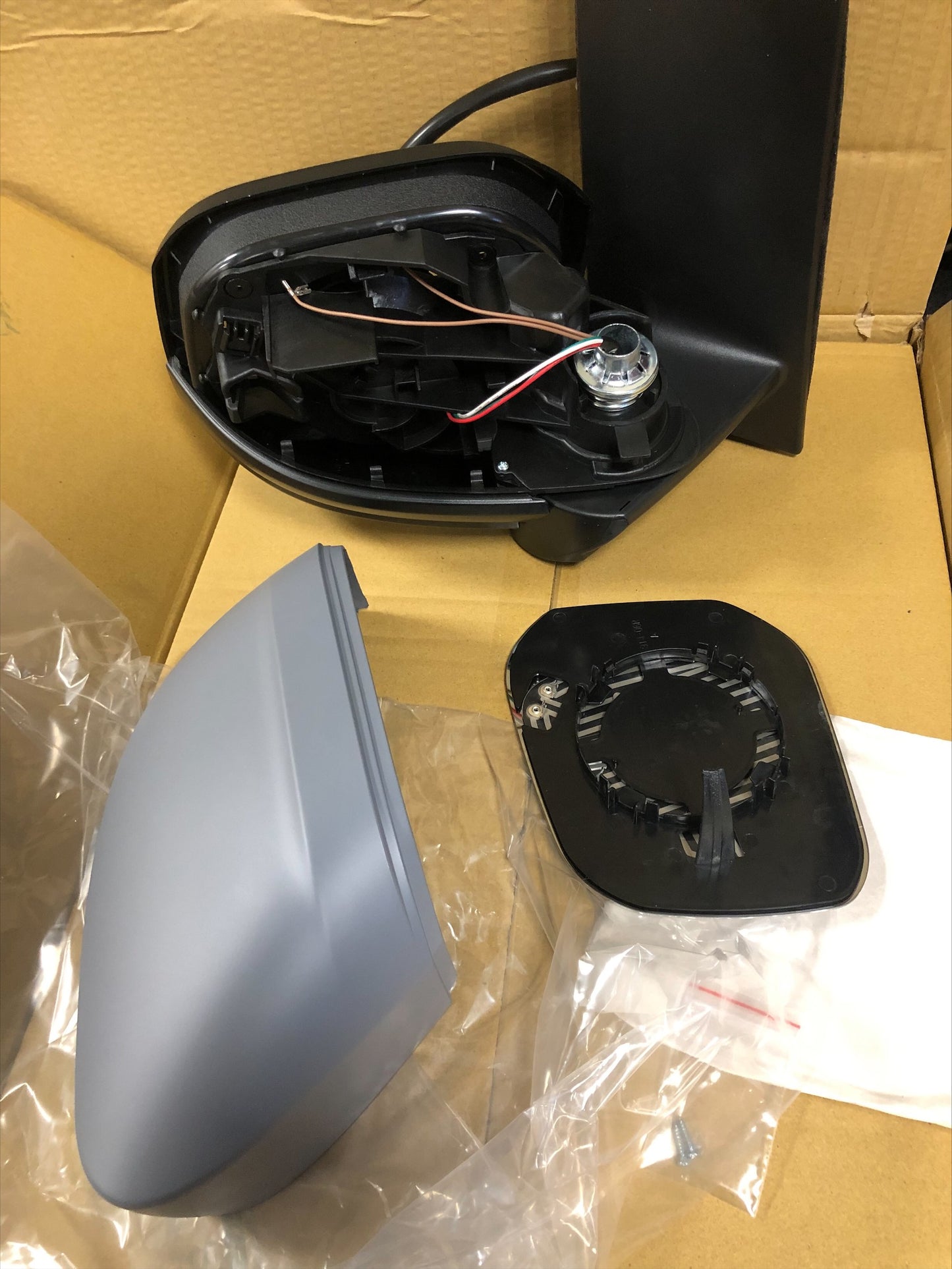 2004 to 2020 VW Caddy Life Upgrade Wing Door Mirrors HEATED ELECTRIC adjust - PAIR