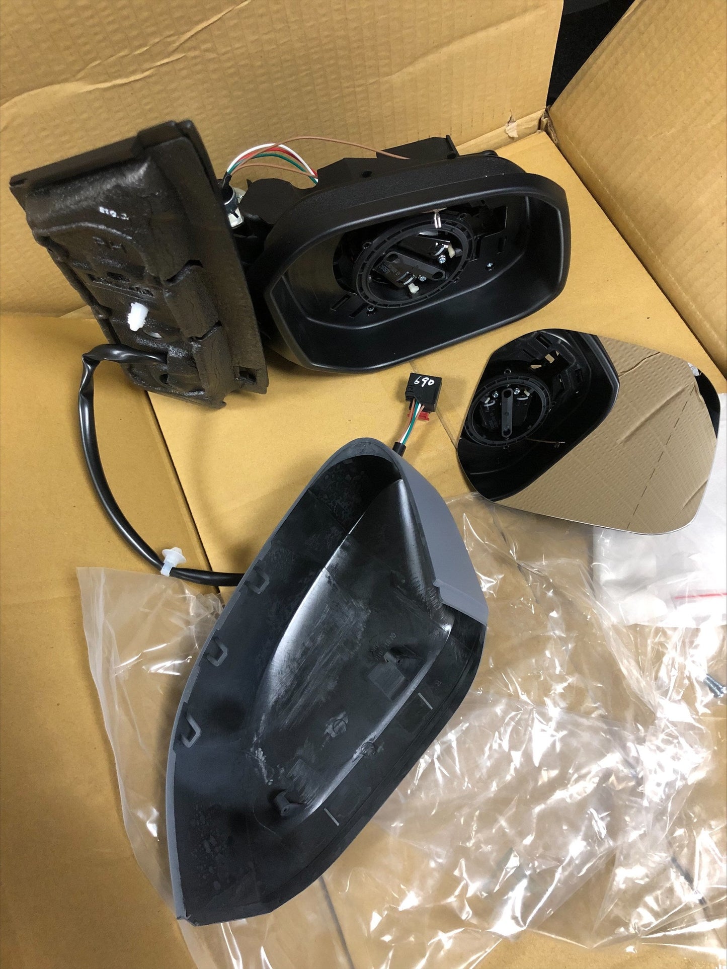 2004 2020 VW Caddy Life Upgrade Wing Door Mirrors HEATED ELECTRIC POWER FOLD KIT