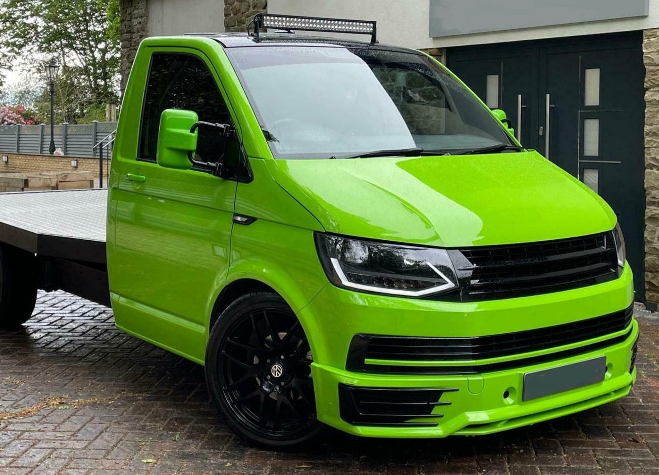 VW Transporter T6 LED DRL Black Projector Headlights Headlamps With Dynamic Indicators