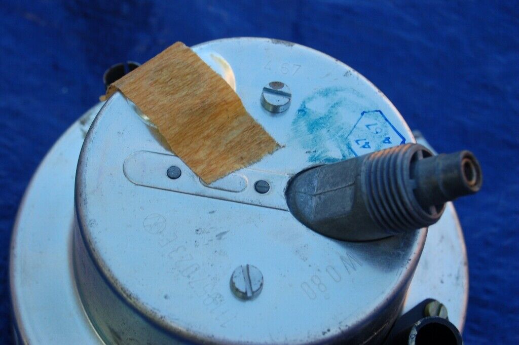 NOS VW VDO Type 1 Beetle 67/68 only 90 MPH speedometer