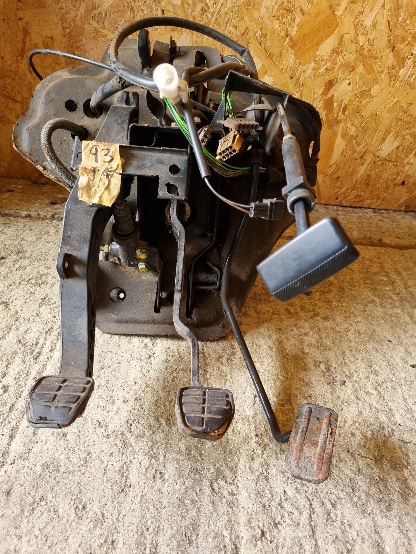 1993 Early VW T4 TRANSPORTER ACCELERATOR THROTTLE CLUTCH BRAKE PEDAL BOX Complete