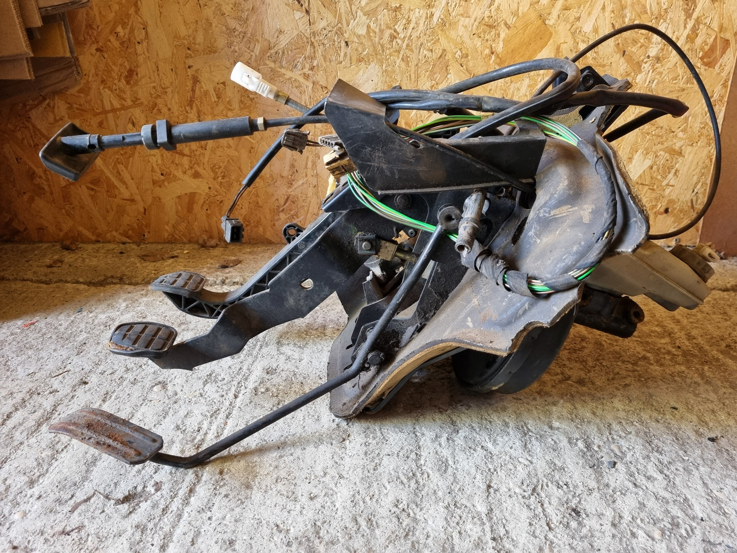 1993 Early VW T4 TRANSPORTER ACCELERATOR THROTTLE CLUTCH BRAKE PEDAL BOX Complete