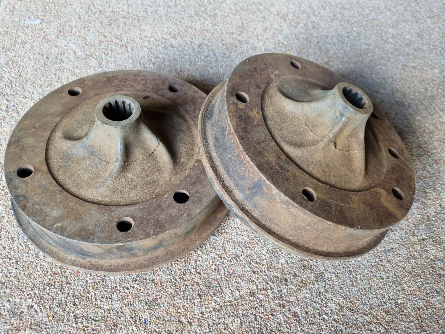 Genuine VW NOS Type 2 T1 Splitscreen Rear Brake drum pair wide 5x205 Trekker 181