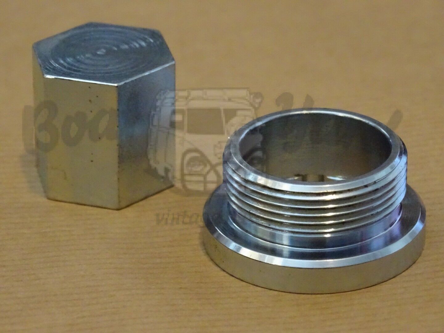 Oil filler neck special nut and tool